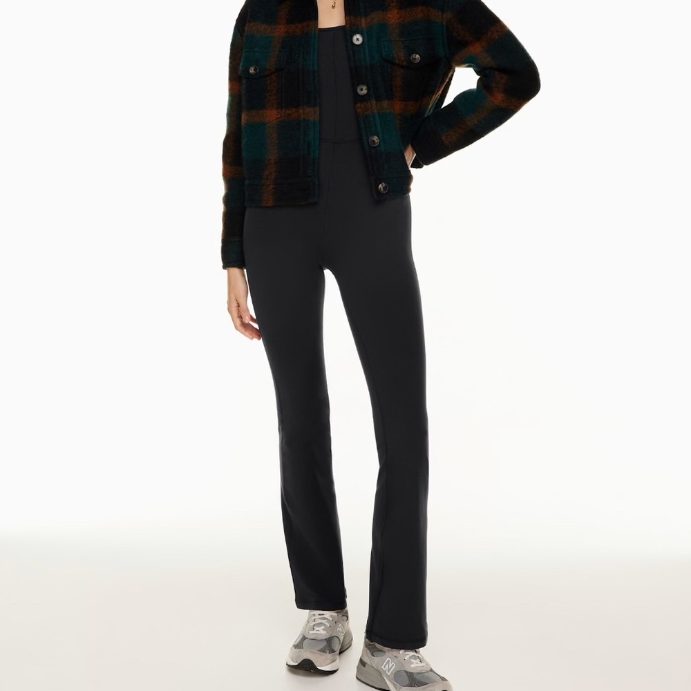 Aritzia Wilfred Divinity Kick Flare Jumpsuit Black - Small